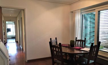 Casa  en Venta Haedo / Moron (A008 964)