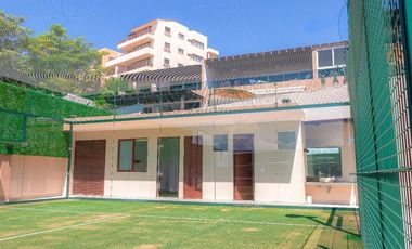 Lujosa residencia en venta con vista a la playa en Puerto Vallarta