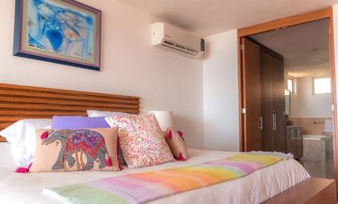 Lujosa residencia en venta con vista a la playa en Puerto Vallarta