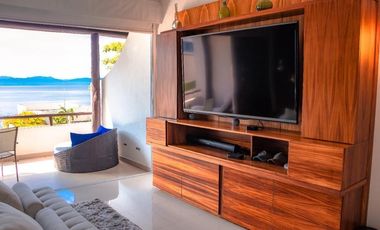 Lujosa residencia en venta con vista a la playa en Puerto Vallarta