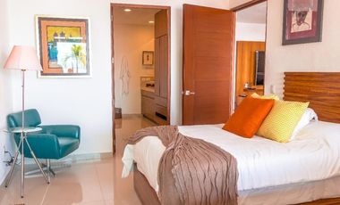 Lujosa residencia en venta con vista a la playa en Puerto Vallarta