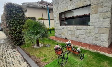 Casa de venta en Chaullabamba sector Colegio Alemán