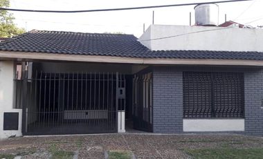 Chalet en venta en Temperley Este