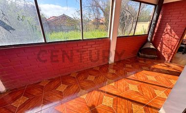Se vende casa con potencial comercial en Peñuelas