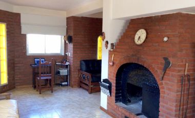 CHALET + 2 Viviendas MERLO SAN LUIS / Pasos Malos