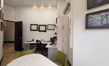 casa en arriendo en ciudad jardín. Cod A125890