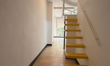 casa en arriendo en ciudad jardín. Cod A125890