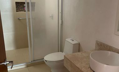 Excelente departamento en renta Amueblado en Torre Vistara