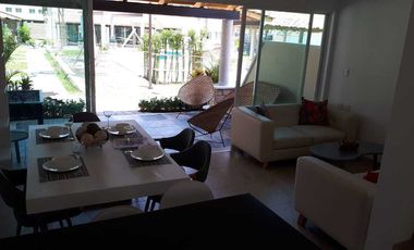 CASA CON ALBERCA AL SUR DE MORELOS
