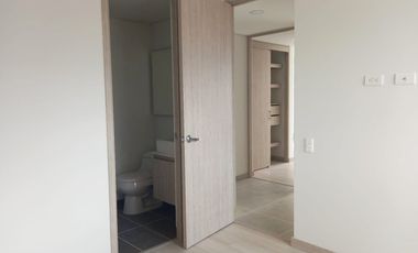 PR13021. SE ARRIENDA APARTAMENTO EN SECTOR EL PORTAL / ENVIGADO.