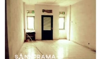 Jamelda Ruko 3 Lantai Pinggir Jalan Raya Besar Serpong