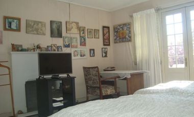Venta casa 7 dorm, mansarda, gran jardín, Miraflores, Viña