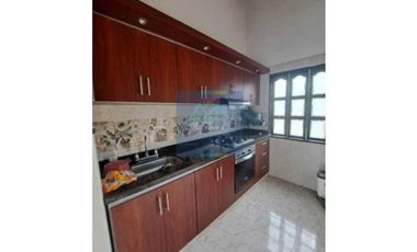 venta de casa campestre de 713 M2 en 380 mill en La Mesa Cund.