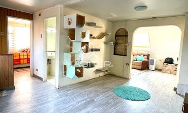 Casa en Venta en COD35747 Barrio Bayona a media cuadra Javiera Carrera