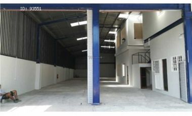 VENTA DE GALERA 600 METROS RO ABAJO