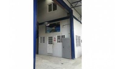 VENTA DE GALERA 600 METROS RO ABAJO