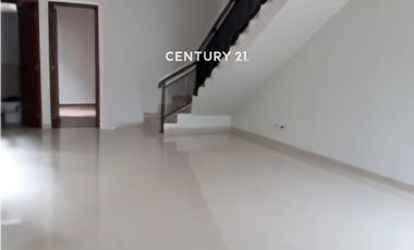 Rumah 2 Lantai Siap Huni Di Jakarta Barat GB 17851