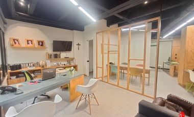 oficina en venta en el poblado. Cod V6539