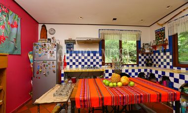 Se Vende Casa de Montaña con Arquitectura Única en Altos del Maria