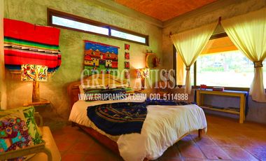 Se Vende Casa de Montaña con Arquitectura Única en Altos del Maria