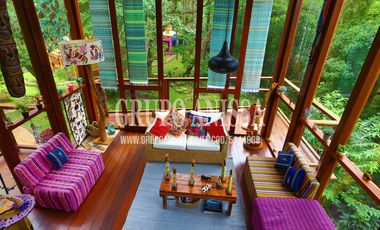 Se Vende Casa de Montaña con Arquitectura Única en Altos del Maria