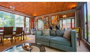 Se Vende Casa de Montaña con Arquitectura Única en Altos del Maria