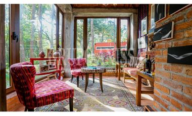 Se Vende Casa de Montaña con Arquitectura Única en Altos del Maria