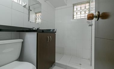 apartamento en arriendo en la felicidad. Cod A10200