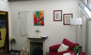 EXCELENTE DEPTO DE 3 AMB AMPLIO Y LUMINOSO A METROS DE CENTRO COMERCIAL.