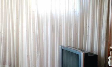 EXCELENTE DEPTO DE 3 AMB AMPLIO Y LUMINOSO A METROS DE CENTRO COMERCIAL.