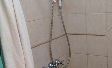 EXCELENTE DEPTO DE 3 AMB AMPLIO Y LUMINOSO A METROS DE CENTRO COMERCIAL.