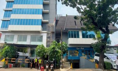 GEDUNG KANTOR STRATEGIS at WOLTER MONGINSIDI, KEBAYORAN BARU