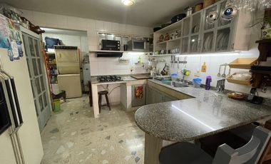 casa en arriendo en bellavista. Cod A125663