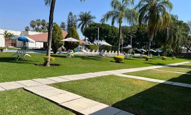 A un paso del Lago de Tequesquitengo
