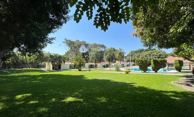 A un paso del Lago de Tequesquitengo