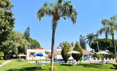 A un paso del Lago de Tequesquitengo