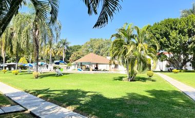 A un paso del Lago de Tequesquitengo
