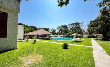 A un paso del Lago de Tequesquitengo