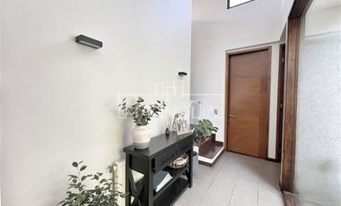 4 DORM + SERVICIO - CONDOMINIO - EXCELENTE OPORTUNIDAD