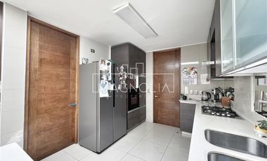 4 DORM + SERVICIO - CONDOMINIO - EXCELENTE OPORTUNIDAD