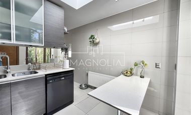 4 DORM + SERVICIO - CONDOMINIO - EXCELENTE OPORTUNIDAD