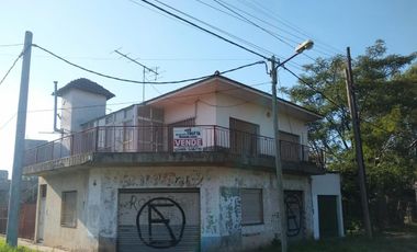 Casa en  venta 5 ambientes en Florencio Varela OPORTUNIDAD