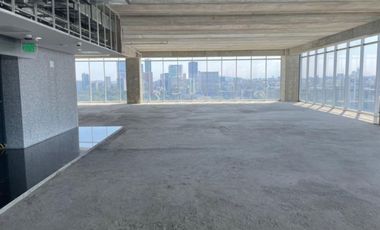 OFICINAS EN COUNTRY CLUB PISO 14