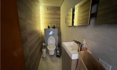 Venta de Casa con Piscina  en Altos del Golf