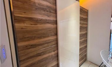 Venta de Casa con Piscina  en Altos del Golf