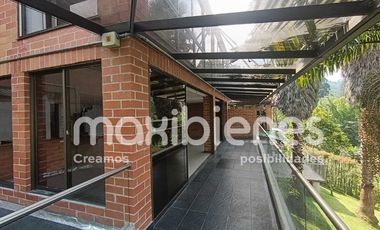 apartamento en arriendo en las vegas. Cod A66215