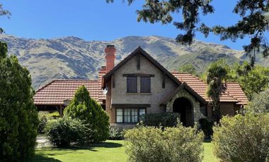 Country Chumamaya casa Edelweiss, 173 m2 cub s/lote 1949 m2