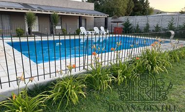 Casa quinta en venta de 2142m2 ubicado en Tandil