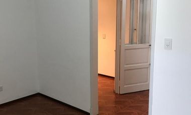 VENTA OPORTUNIDAD DEPARTAMENTO EN CENTRO DE HURLINGHAM