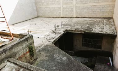 Excelente Casa y Terreno 300m2, puede construir mas, las Aguilas Alvaro Obregon